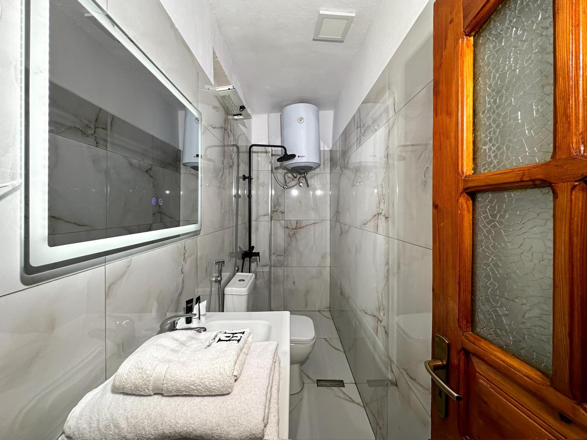 Home Select Tirana Exterior photo